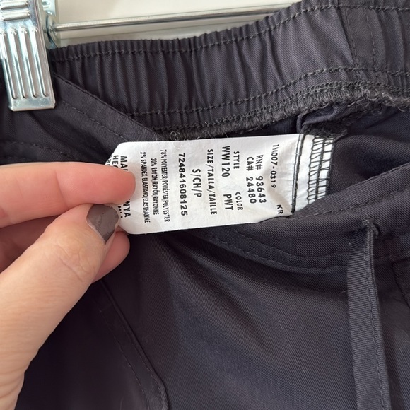✨ Cherokee Grey Scrub Pants – Size Small ✨ - Picture 3 of 4